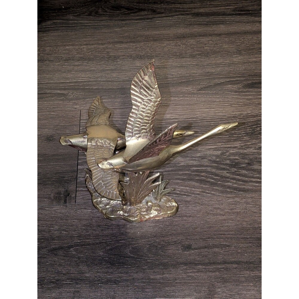 Gold Metallic Metal Bird Sculpture Figurine, 1-Piece Decor